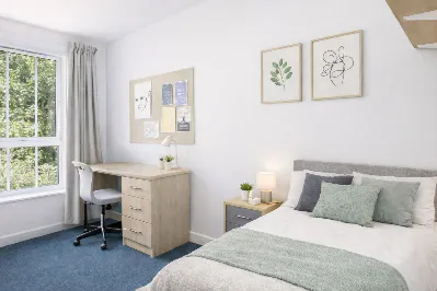 Small En-suite