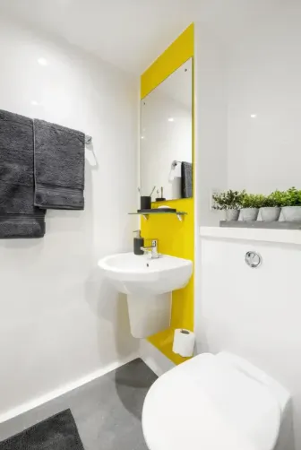 Silver Studio - High Floor
