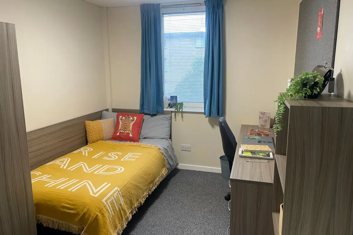 Standard En-Suite ROOM