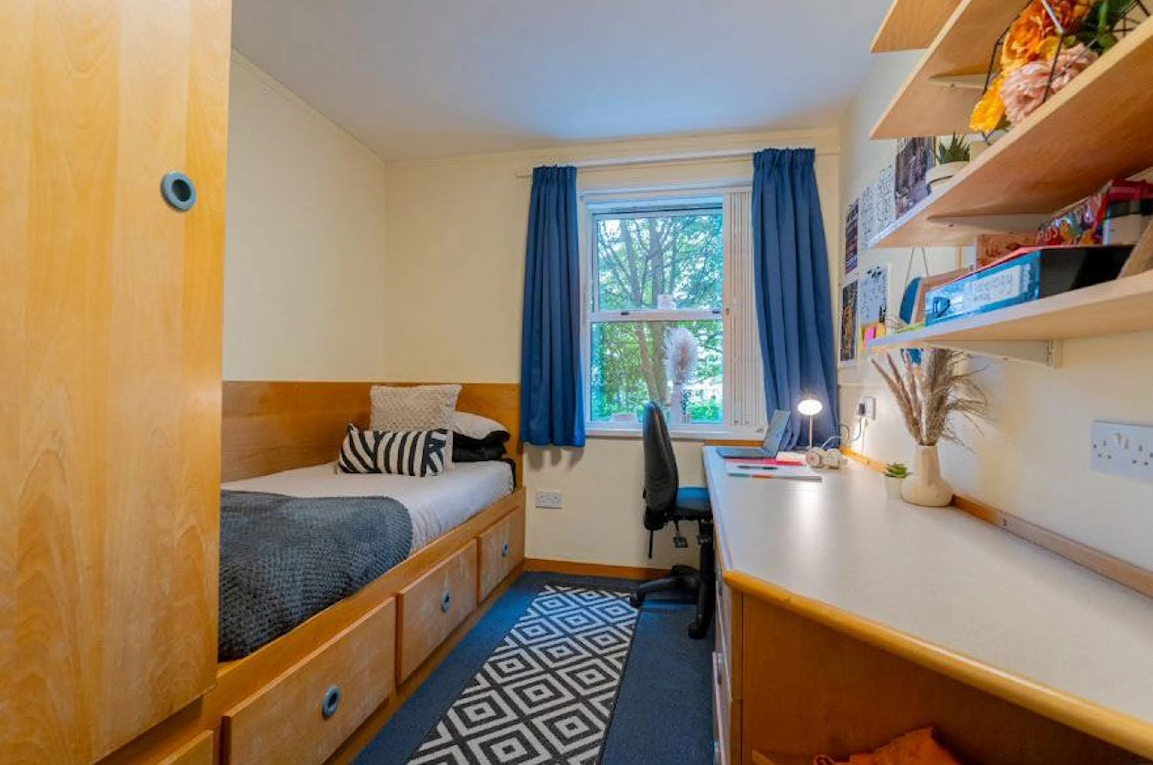 Standard Ensuite  ROOM 2