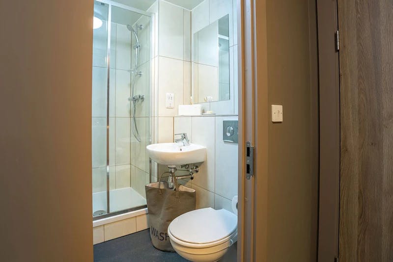 Standard Studio – Lower ground floor to 1