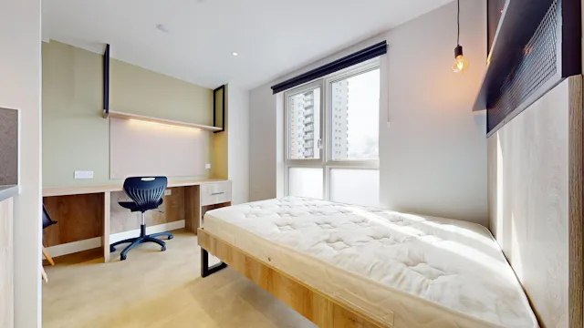 Ultimate Ensuite room image 2