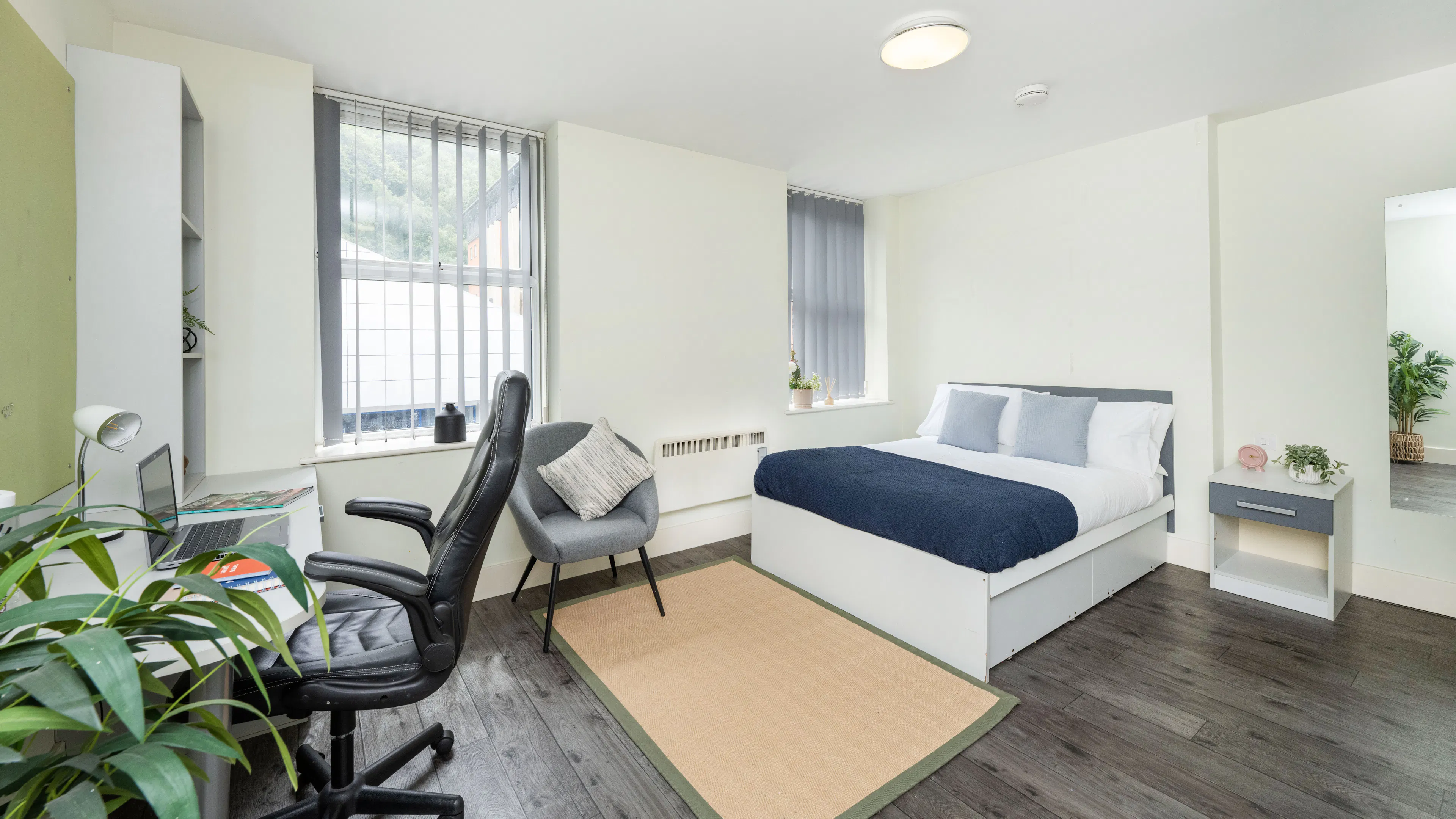 Gold Studio ROOM 4