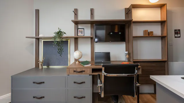 Gold Studio room image 2