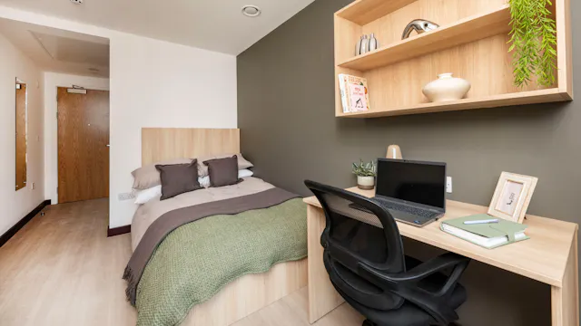 Classic Ensuite room image 1