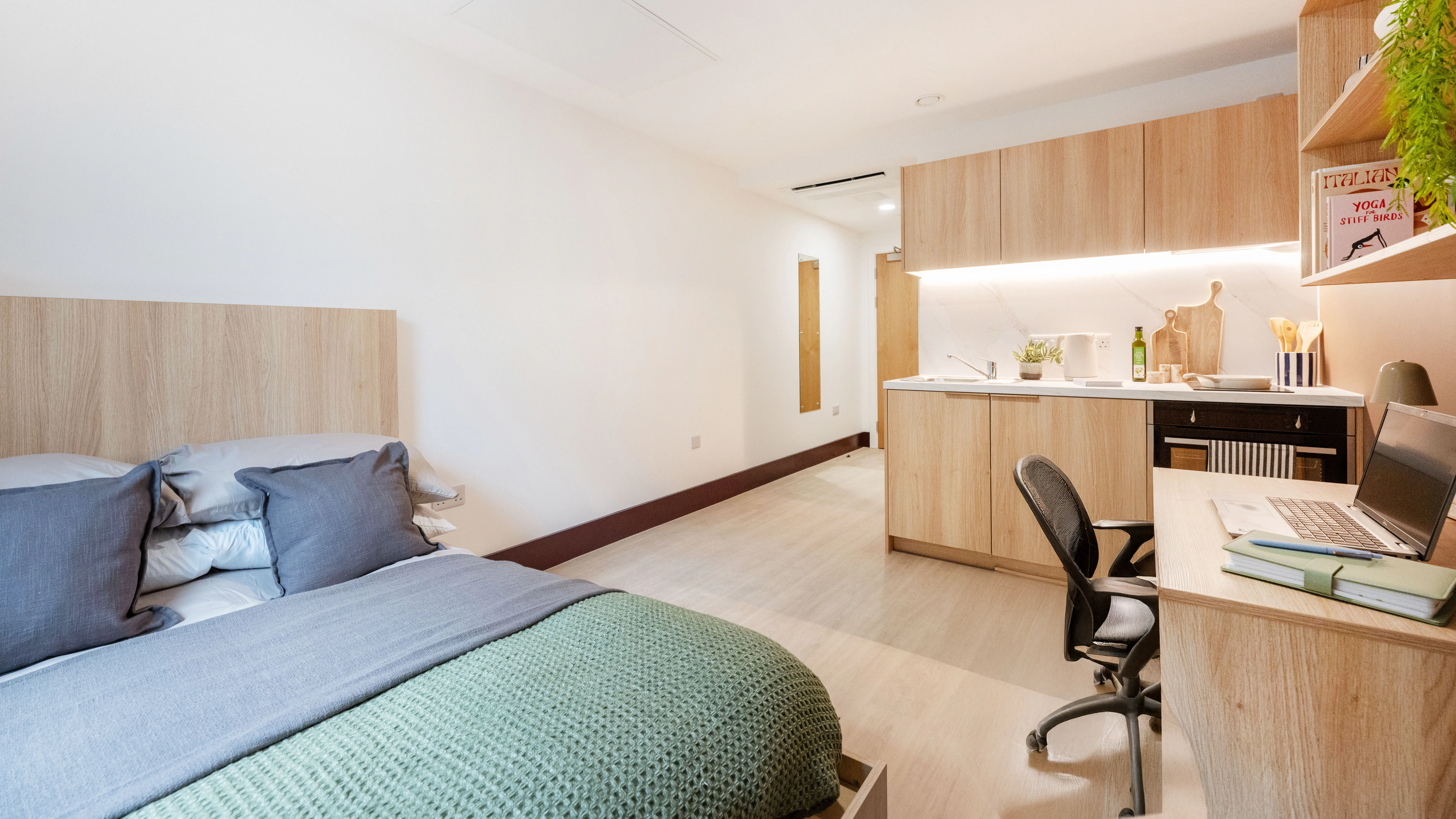 Stellaris-Cambridge-ROOM-1