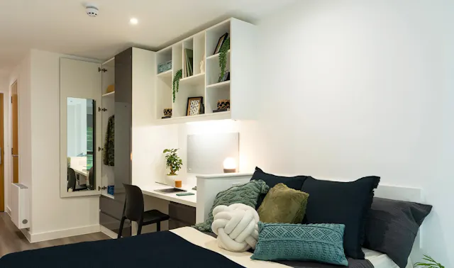 Elite Ensuite room image 2
