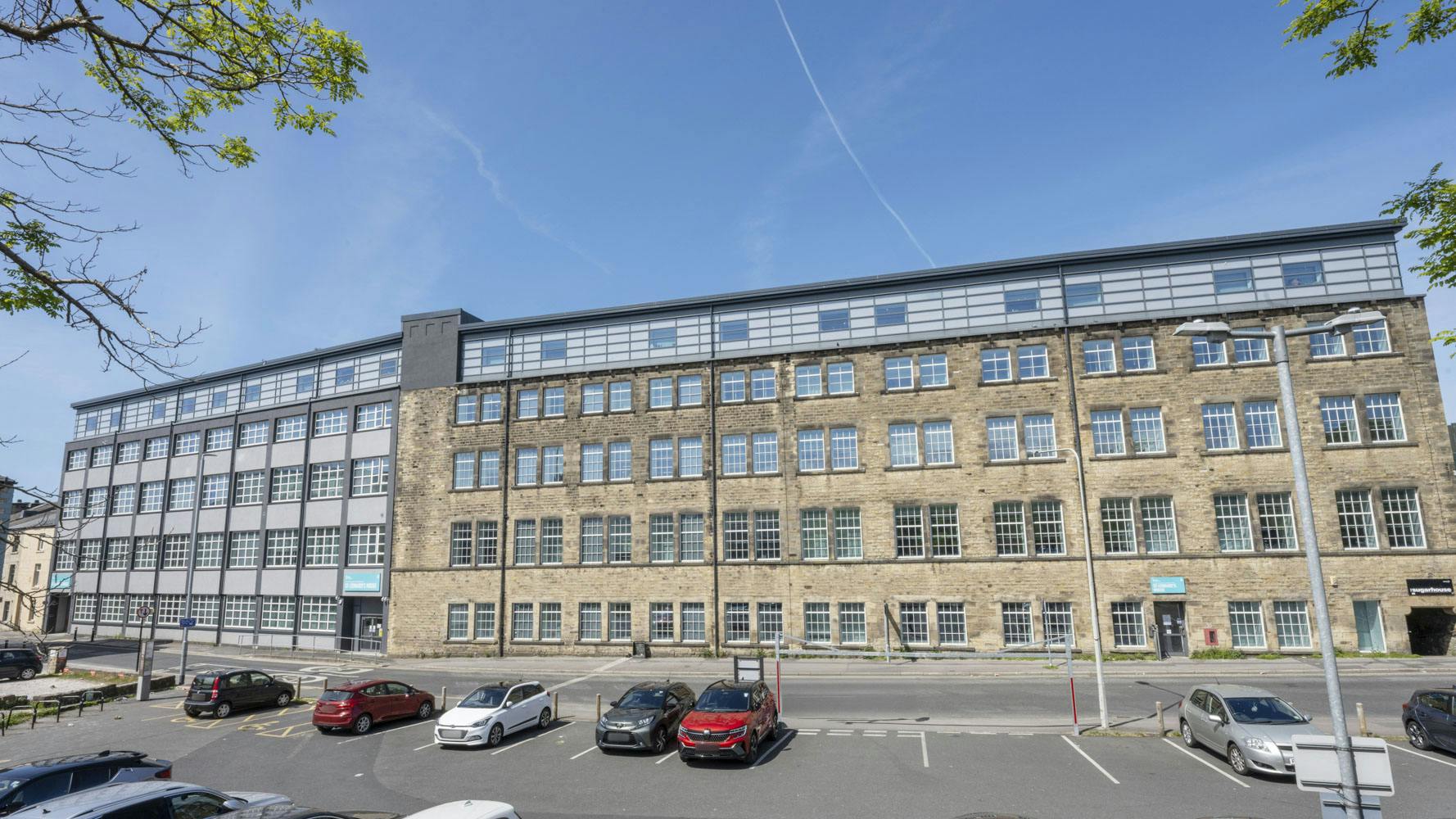 BUILDING