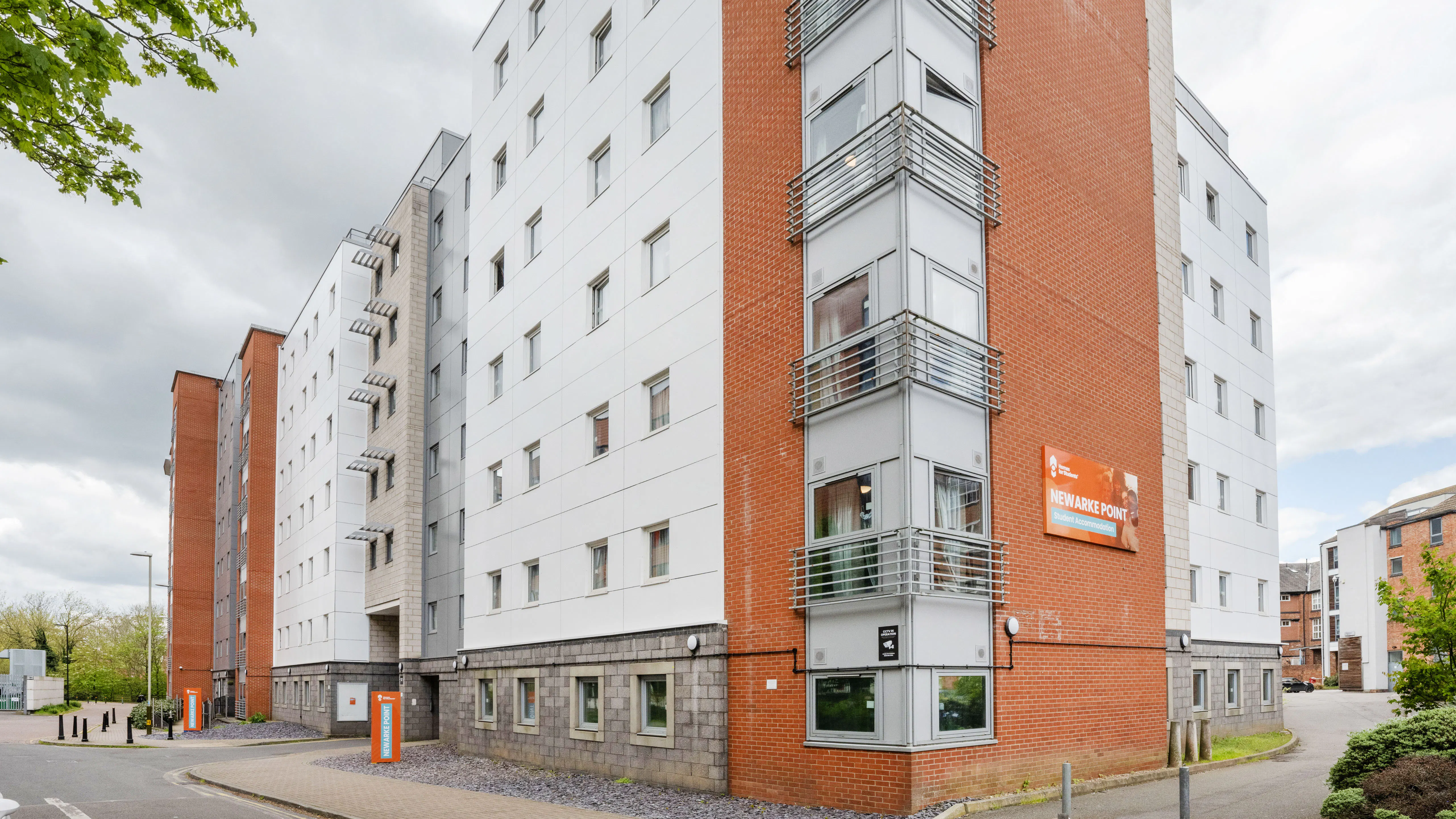BUILDING