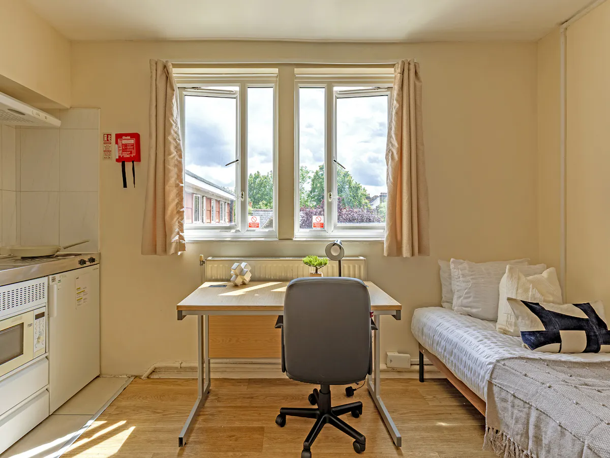 Standard Studio ROOM