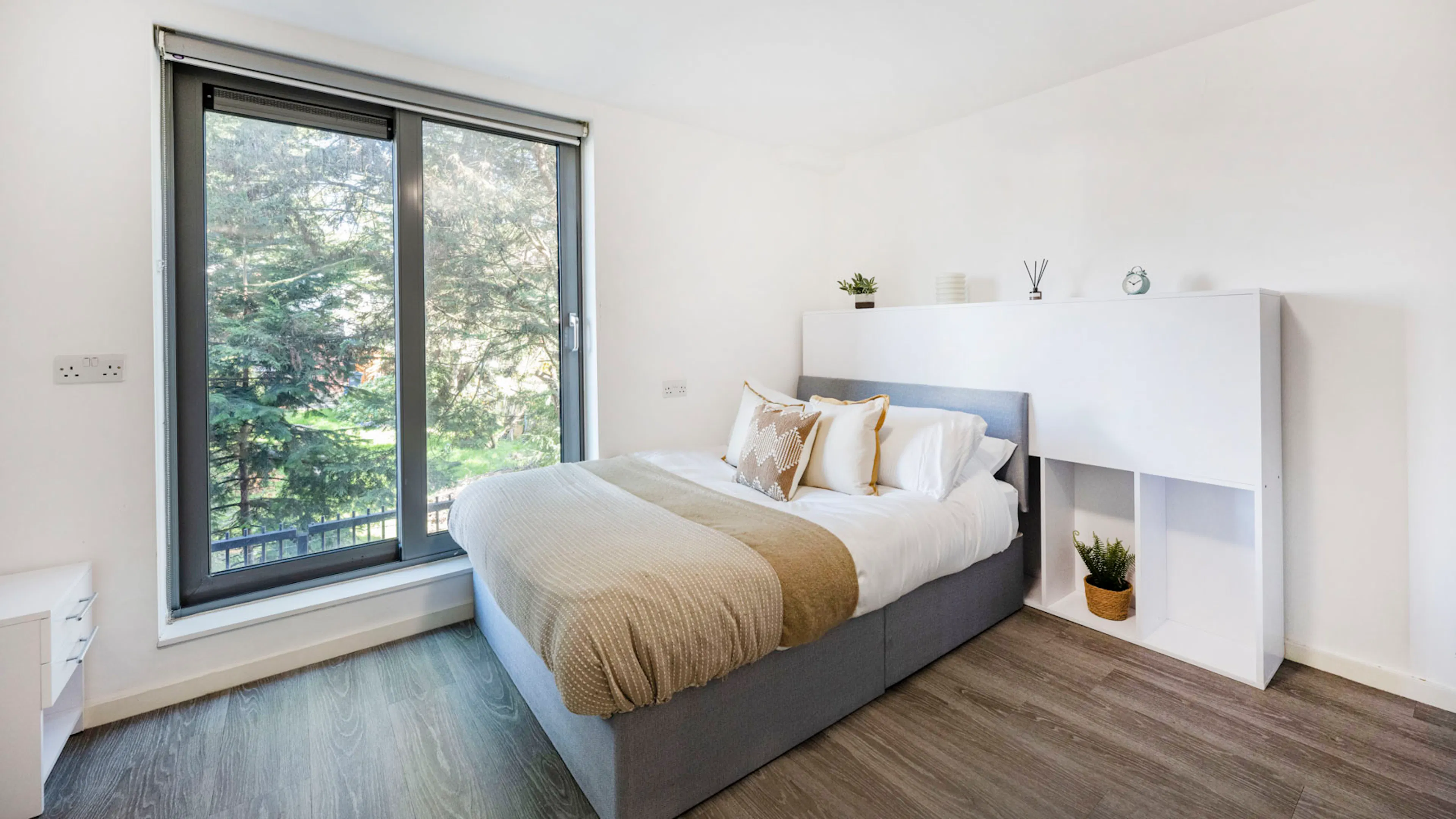 Premium Studio ROOM 4