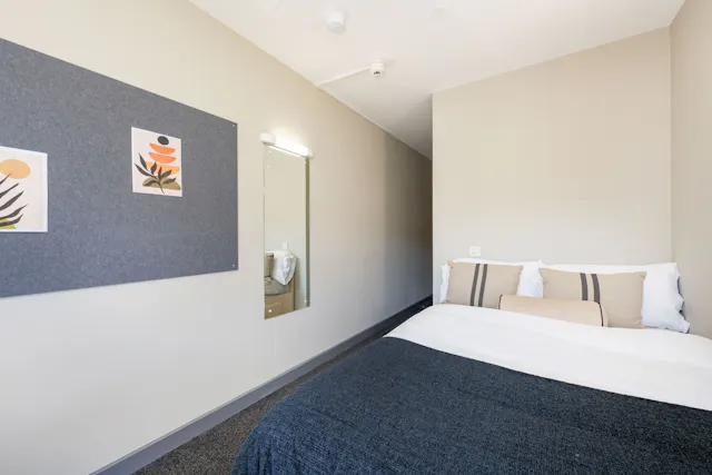 Classic Ensuite room image 1
