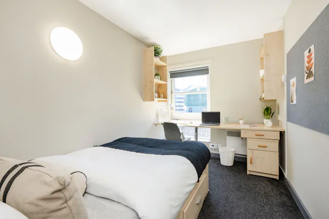 Classic Ensuite room image 2