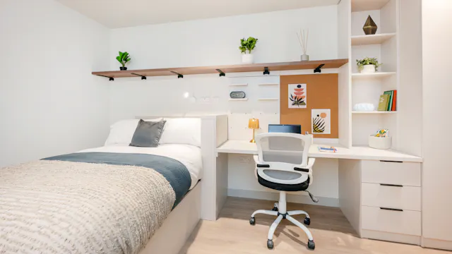 Gold Studio room image 1