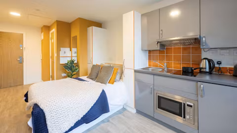 hannah-court-sheffield-KITCHEN
