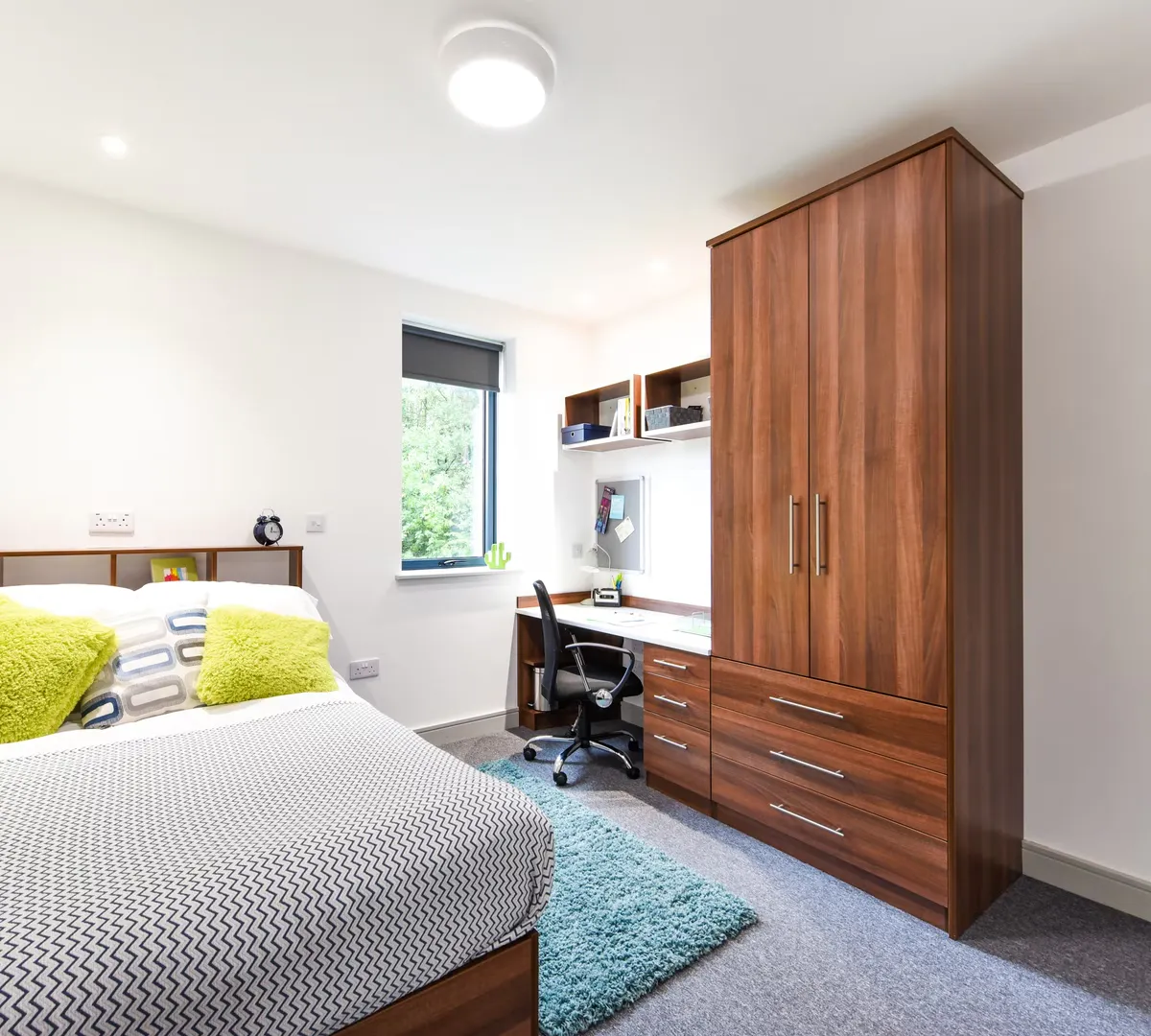 Silver Studio ROOM