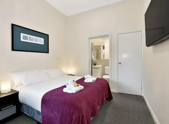 Room 4 room image 1