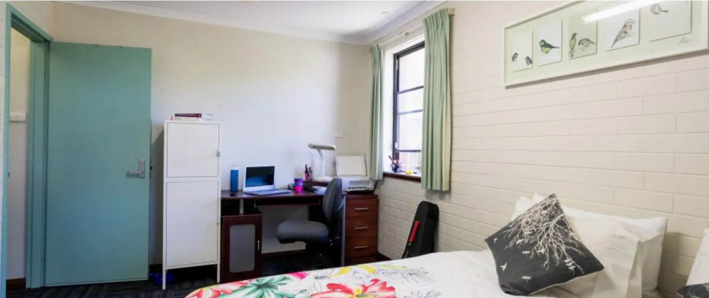 ROOM ROOM 1
