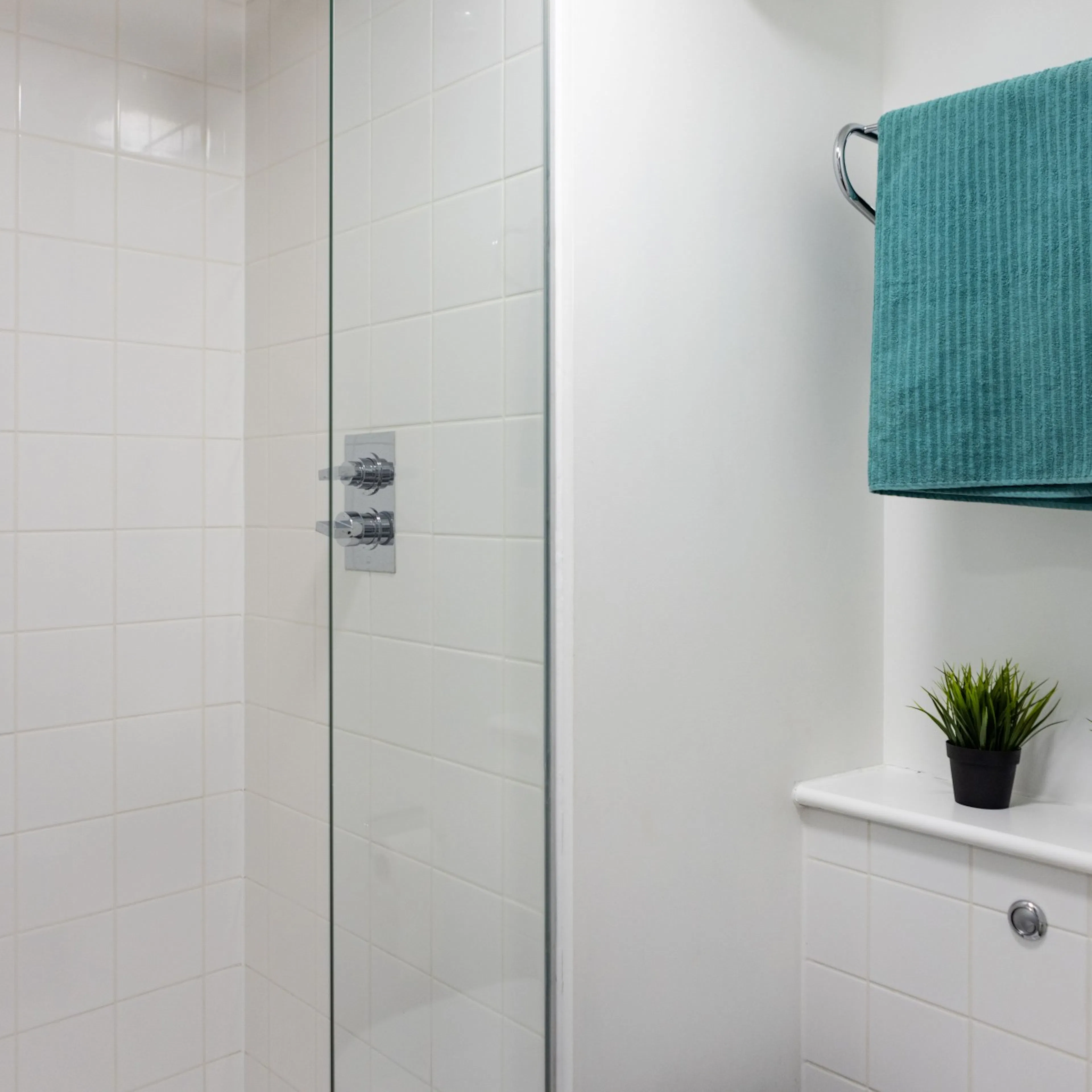 Studio Room BATHROOM 3