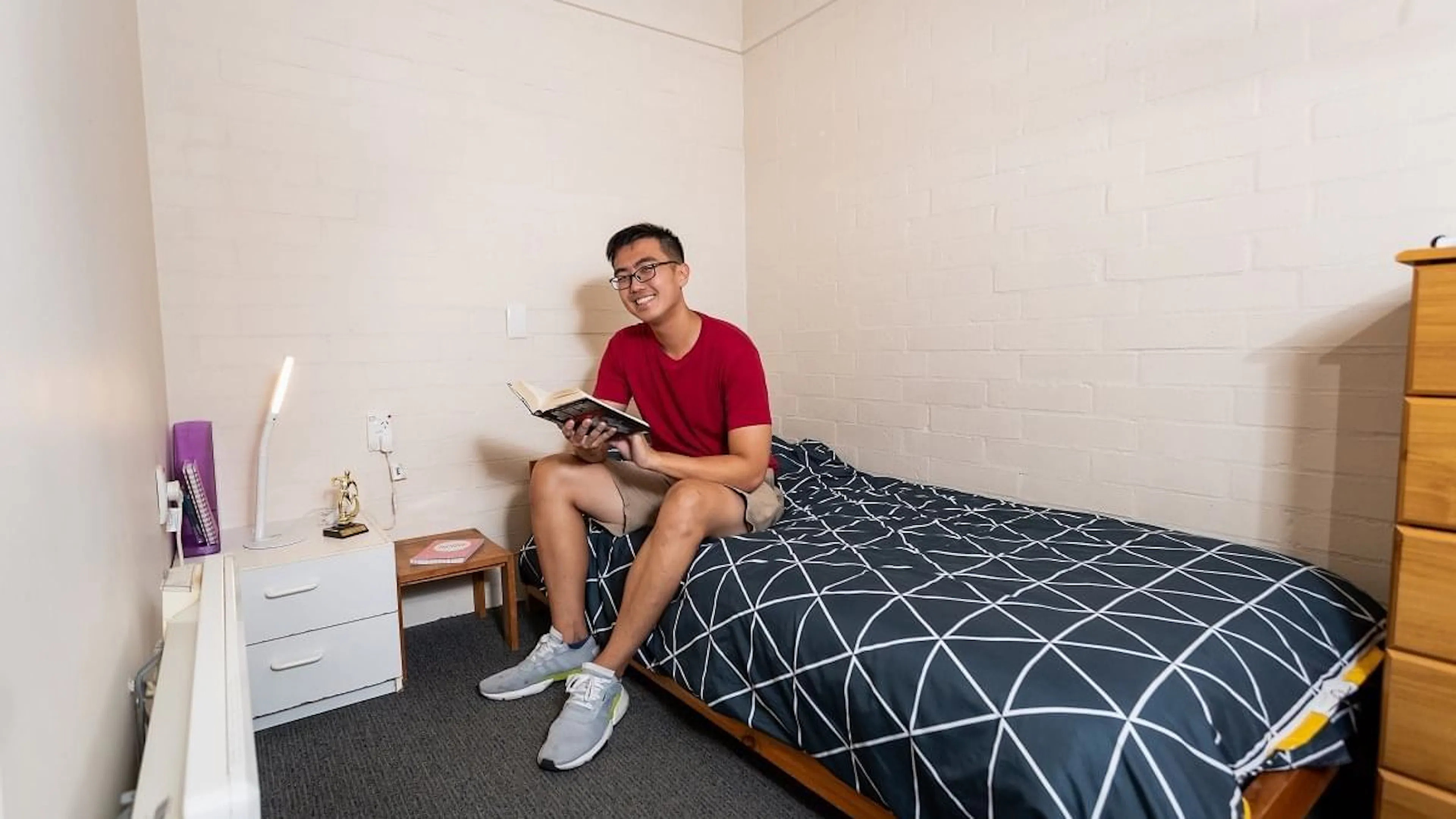 ROOM ROOM 2