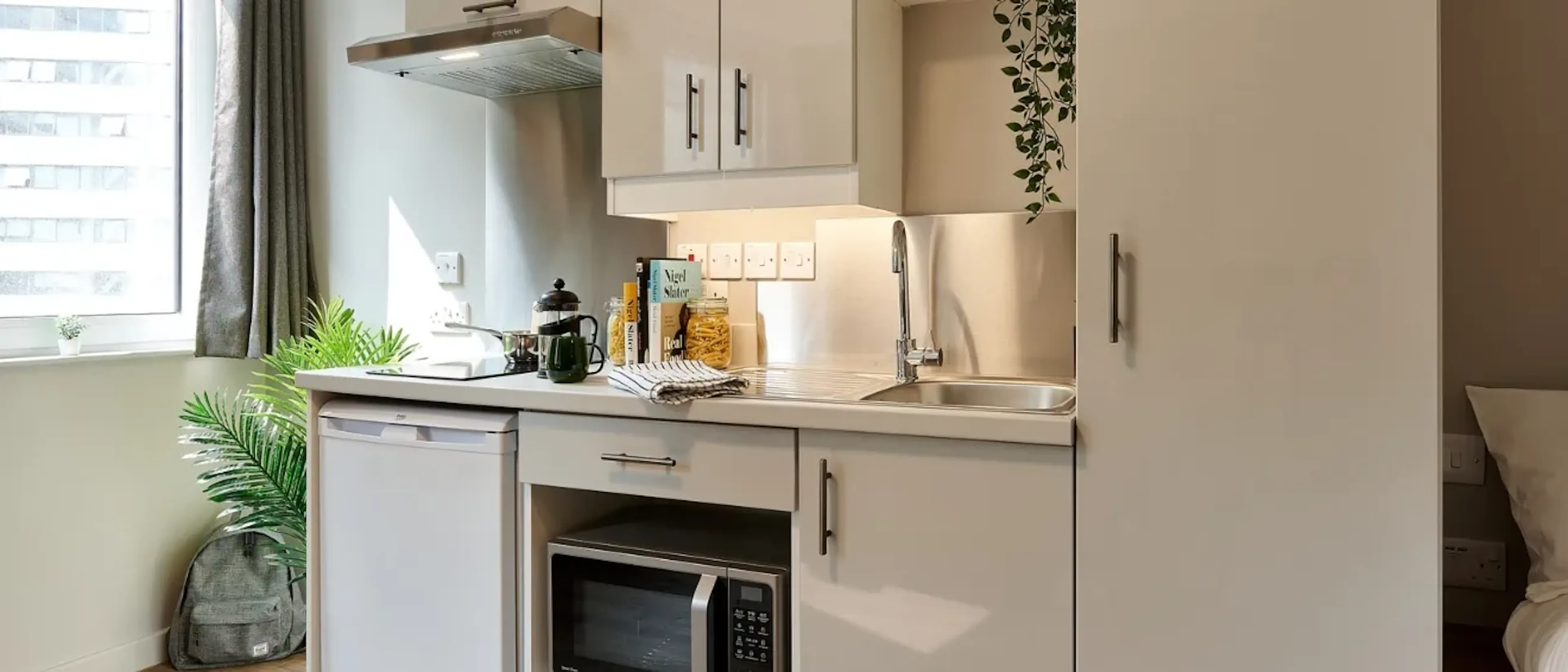 Bronze Studio KITCHEN 3