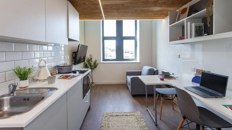 Studio Apartment Plus