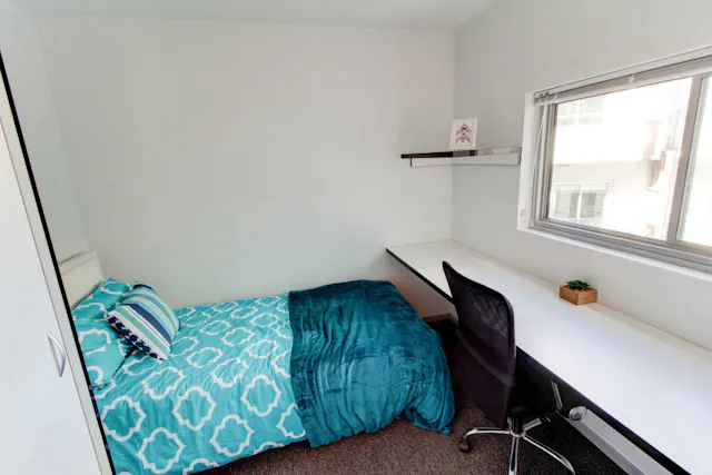 2 Bedroom style 1 room image 1