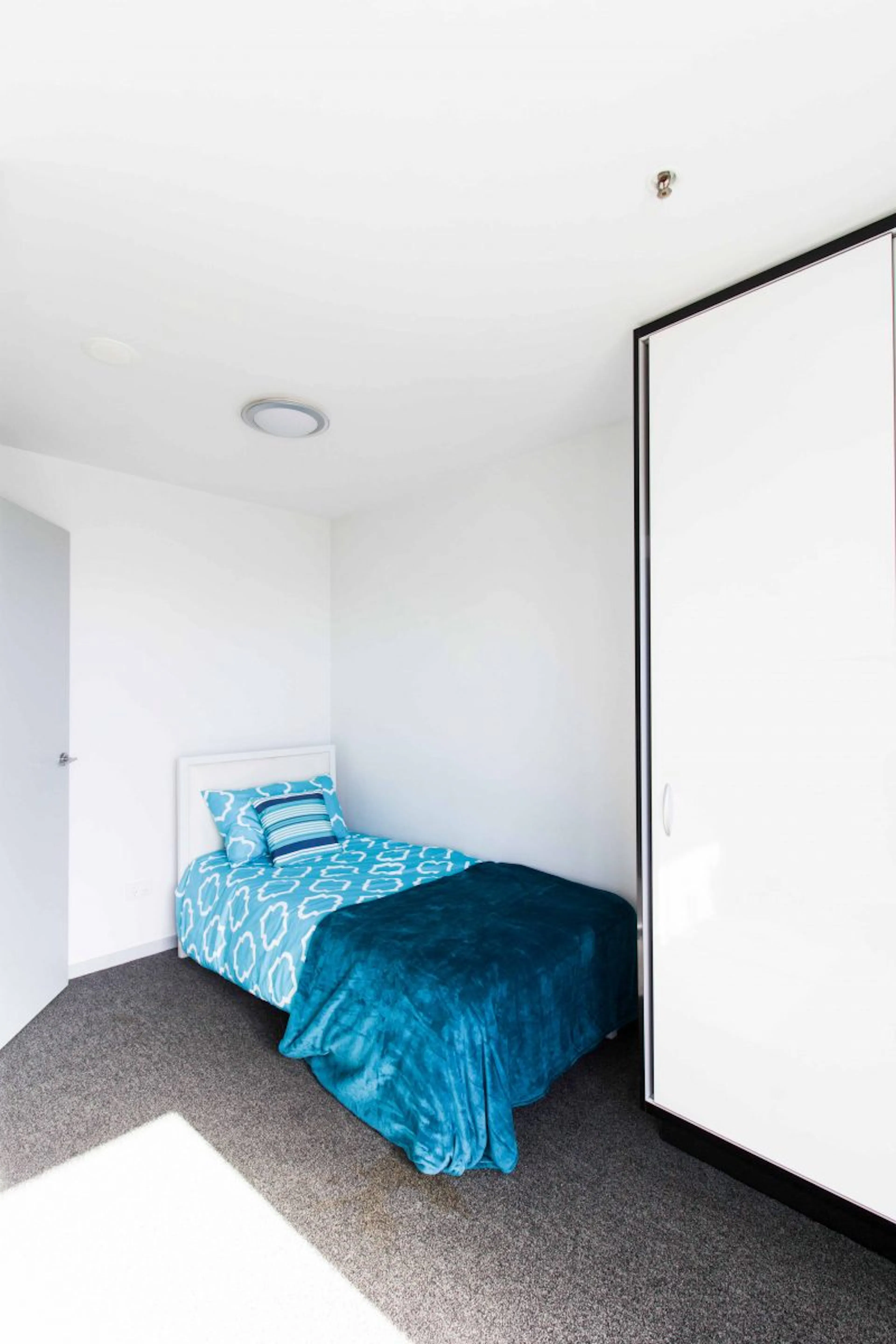 2 Bedroom style 2 ROOM 4