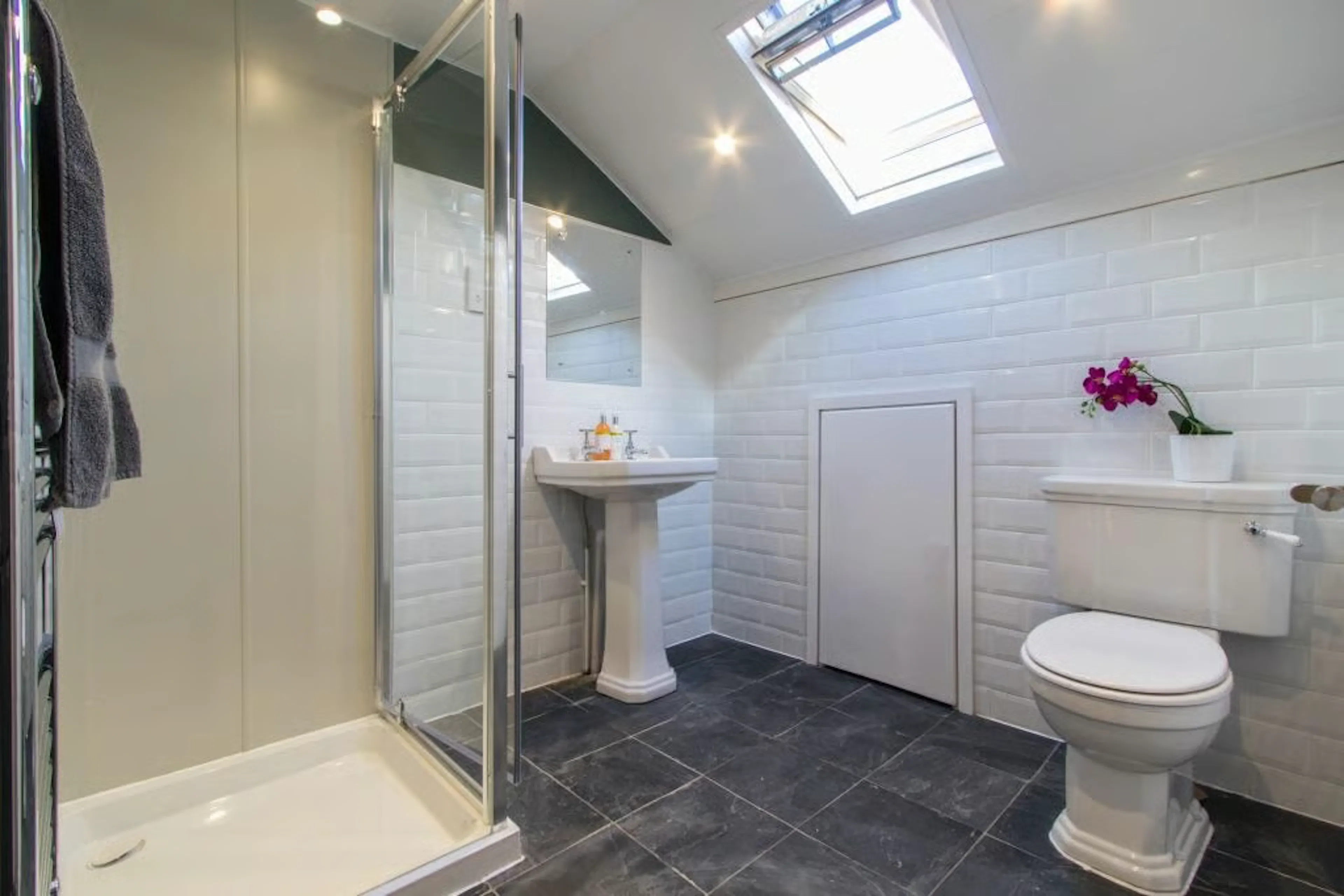 BATHROOM BATHROOM 1