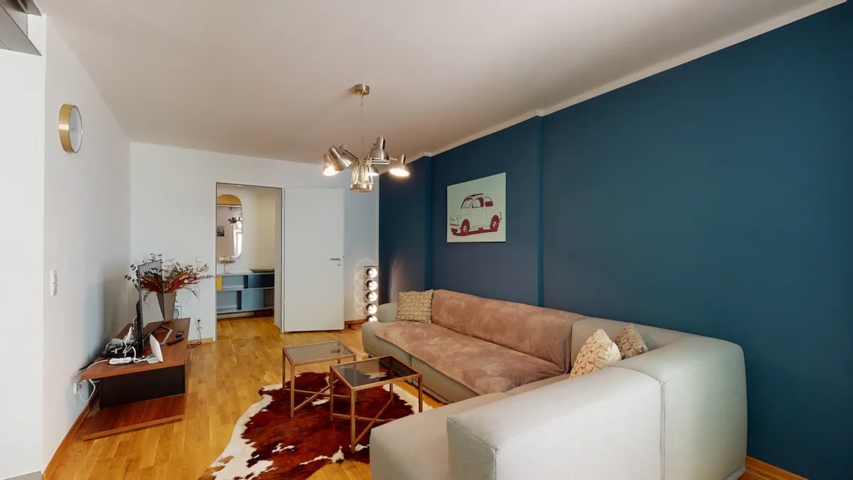 ROOM ROOM