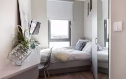 the-collective-old-oak-london-En-suite