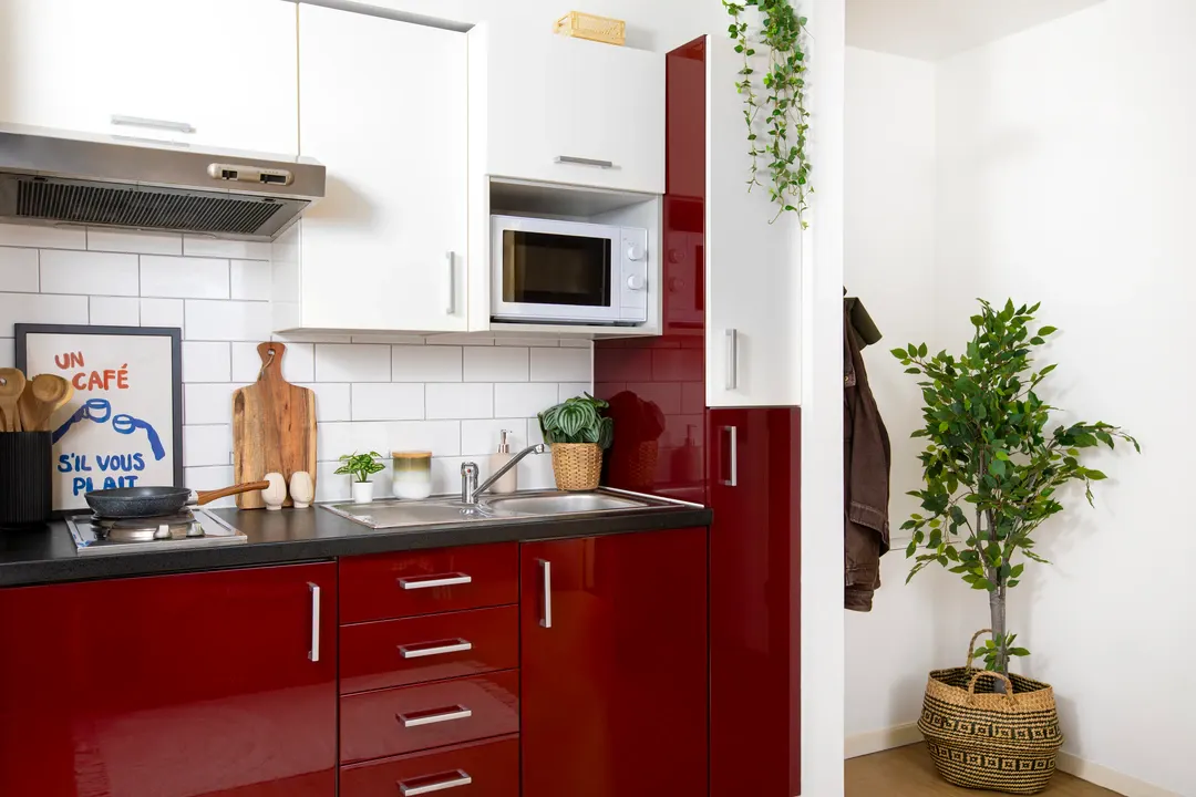 Studio Large Standard Double KITCHEN 2