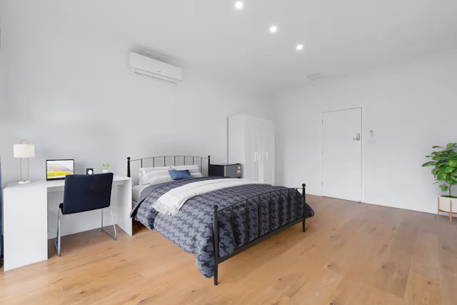 Twin Room room image 1