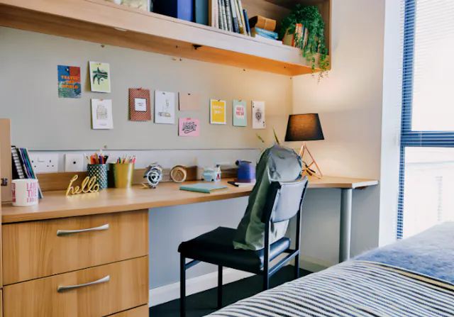 Classic Shared Apartment - Single Bed room image 1