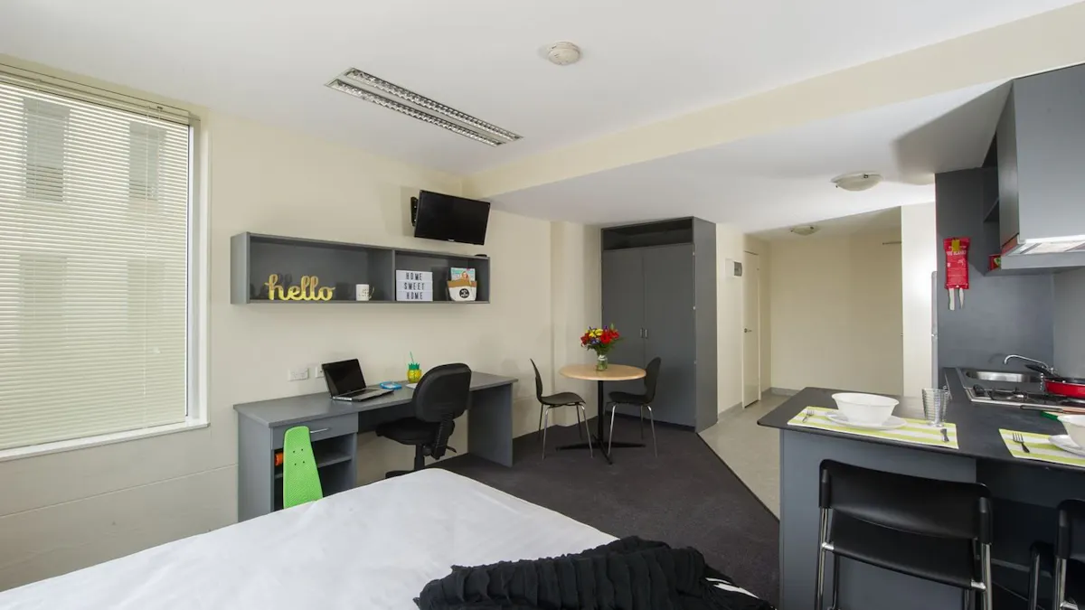 1 Bedroom Apartment ROOM