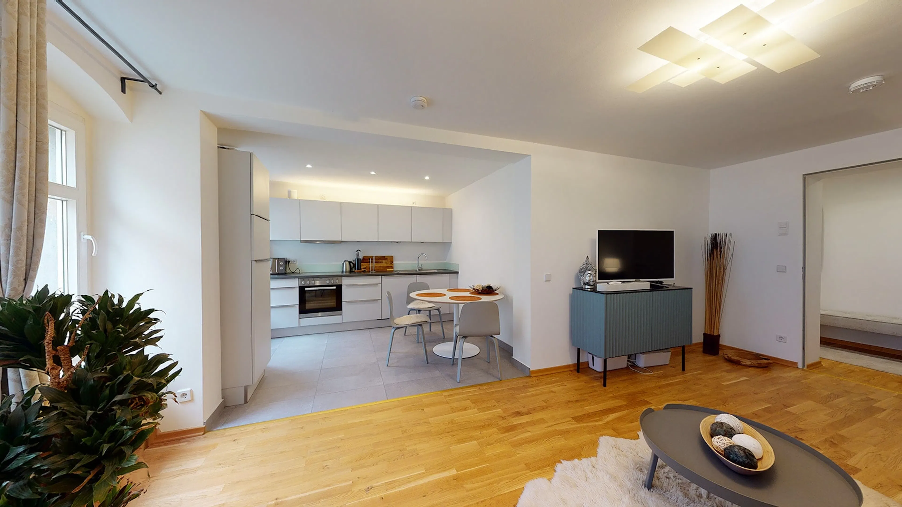 ROOM ROOM 2