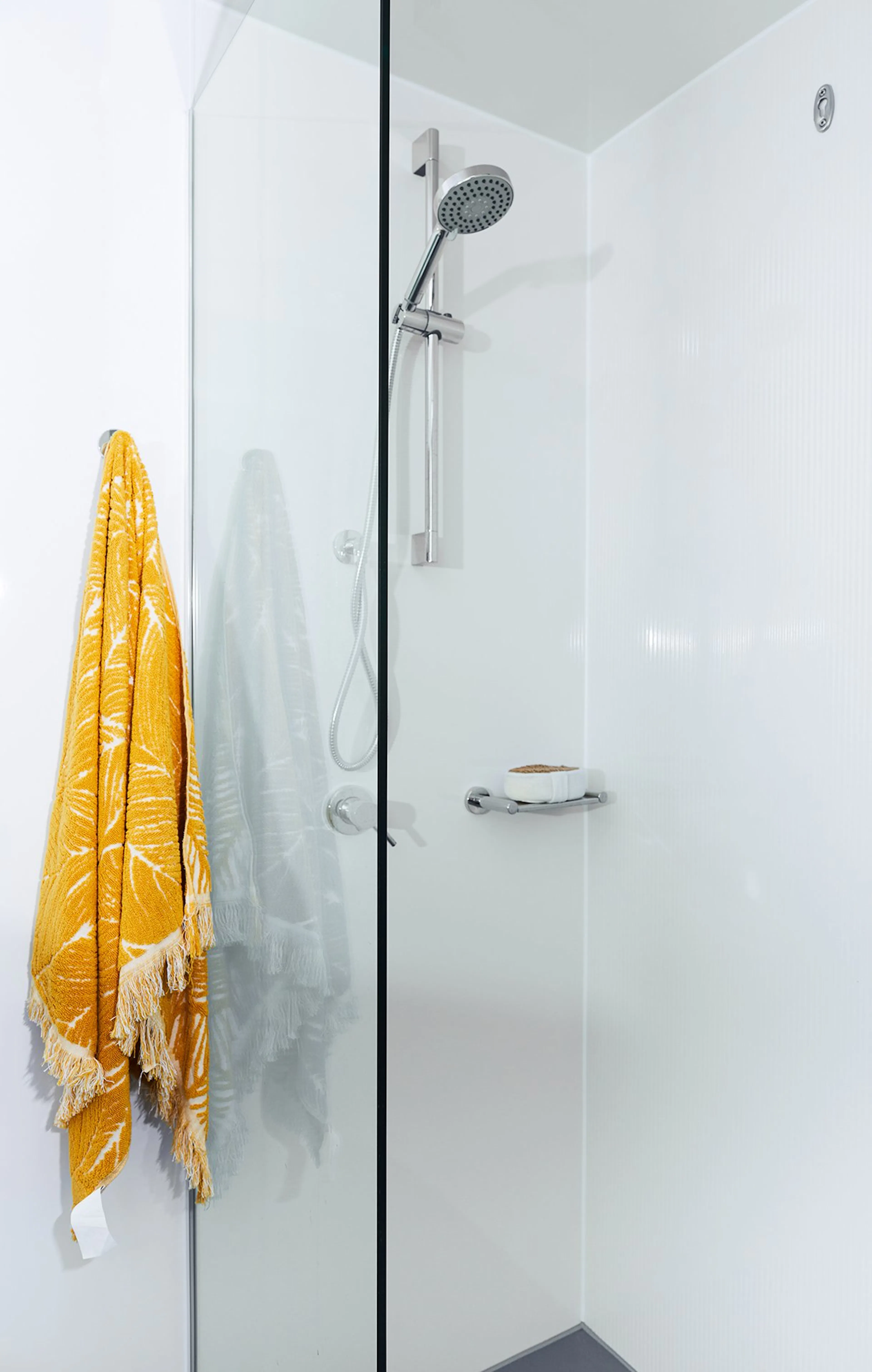 Signature Studio Plus BATHROOM 4