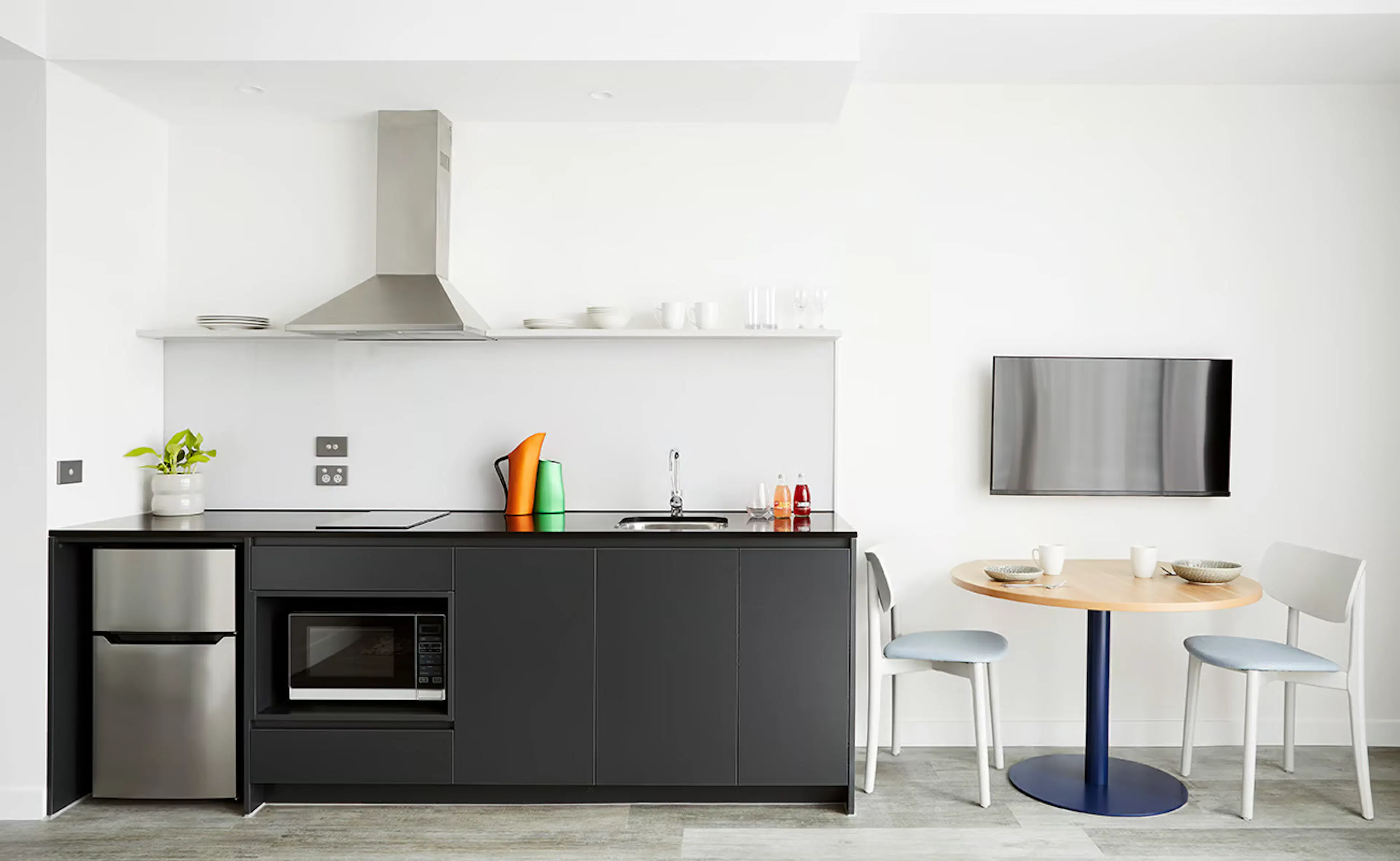 Large Studio Suite KITCHEN 1
