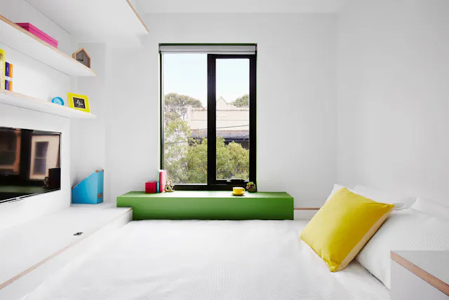 Signature Studio Plus room image 1