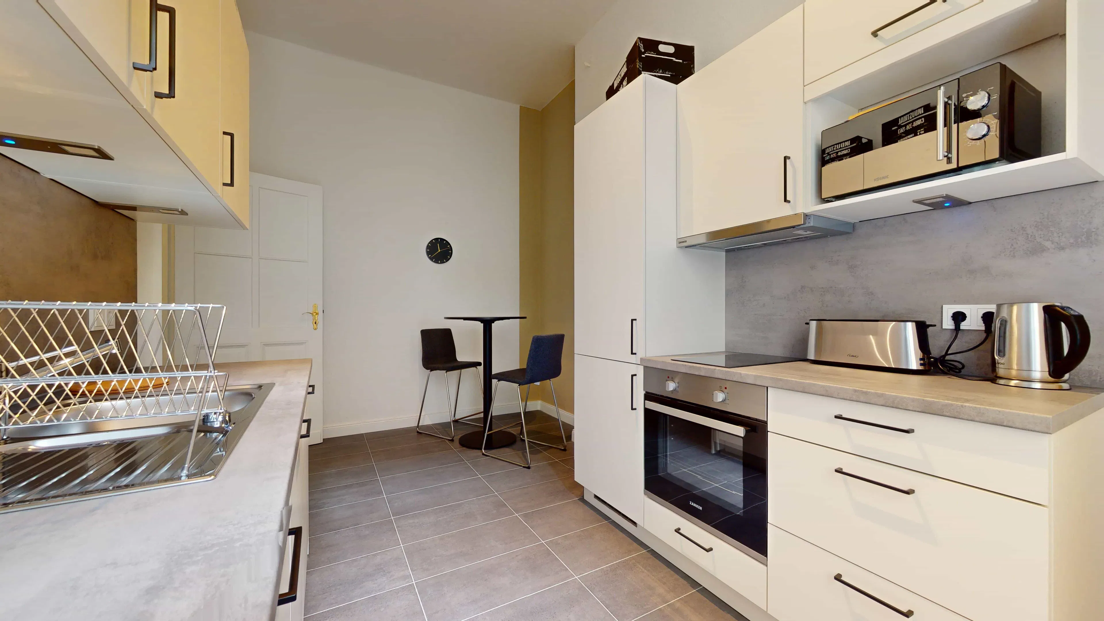 KITCHEN KITCHEN 4