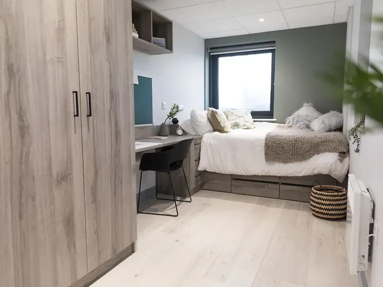 Deluxe En-suite (Water Facing)