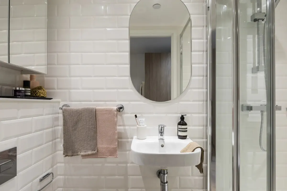 Silver Studio Lower Level BATHROOM 3