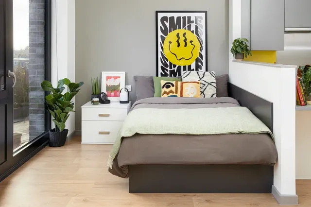 wheelchair accessible studio double room image 1