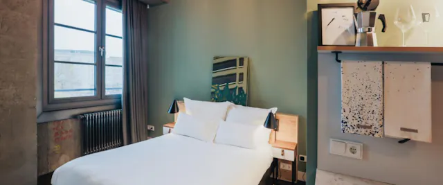 Great studio right next to U Frankfurter Tor metro station room image 2