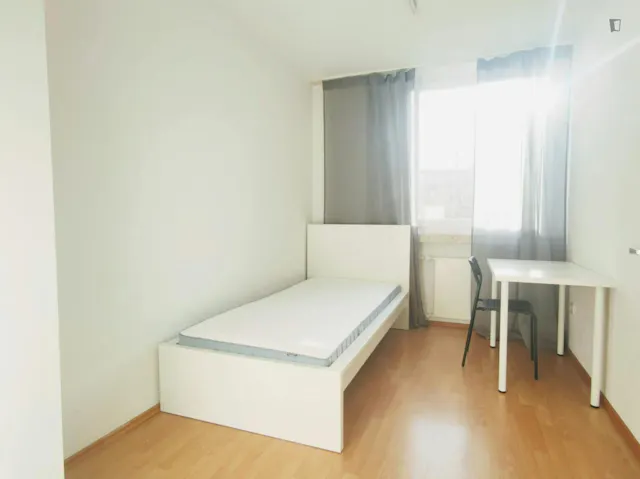 4 Bed Apartment room image 1