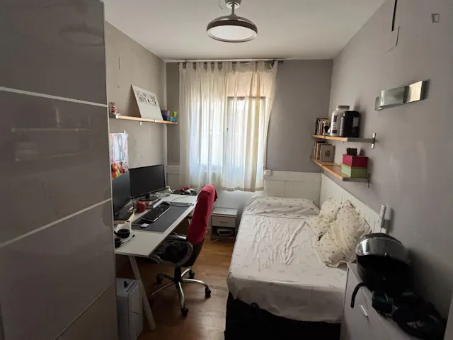 3 Bedroom Apartment room image 1
