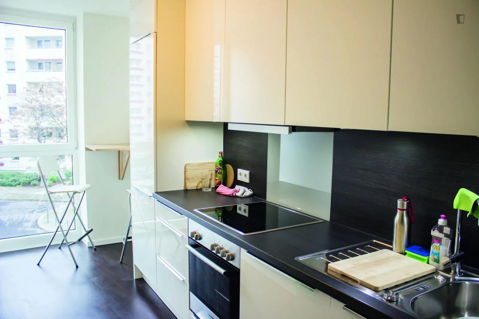 5 Bedroom Apartment KITCHEN 3