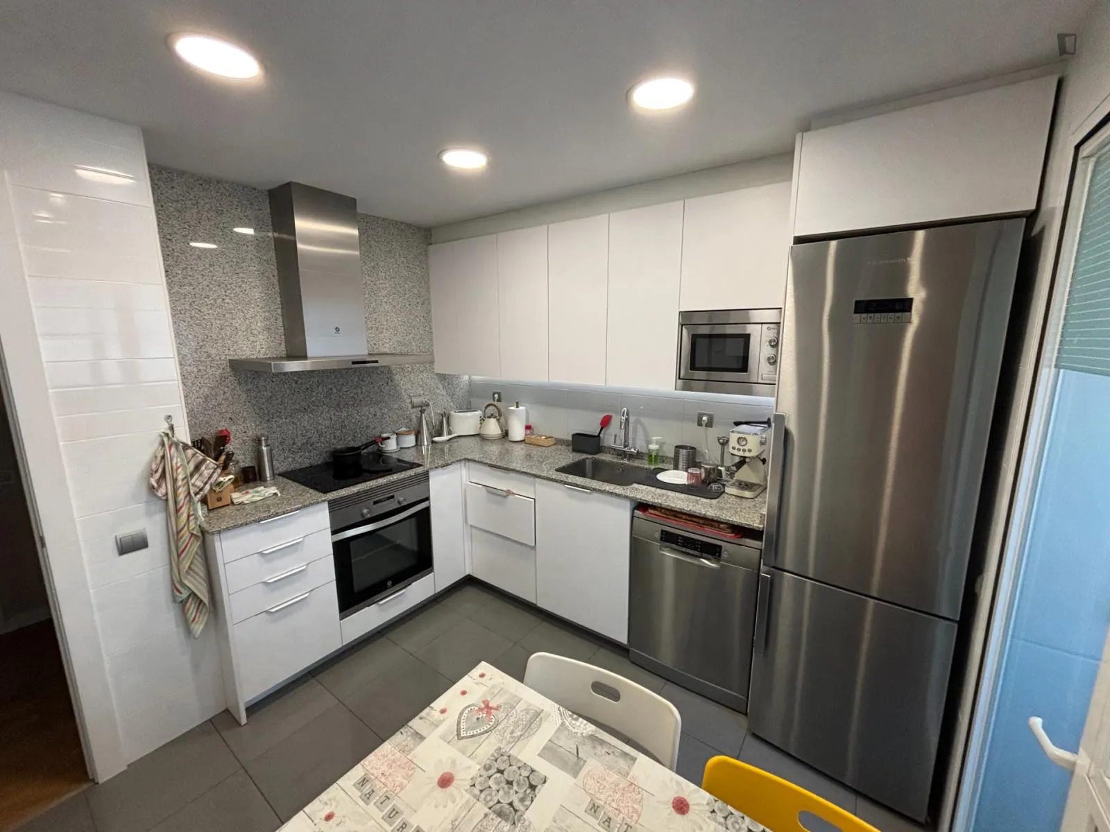 3 Bedroom Apartment KITCHEN 3