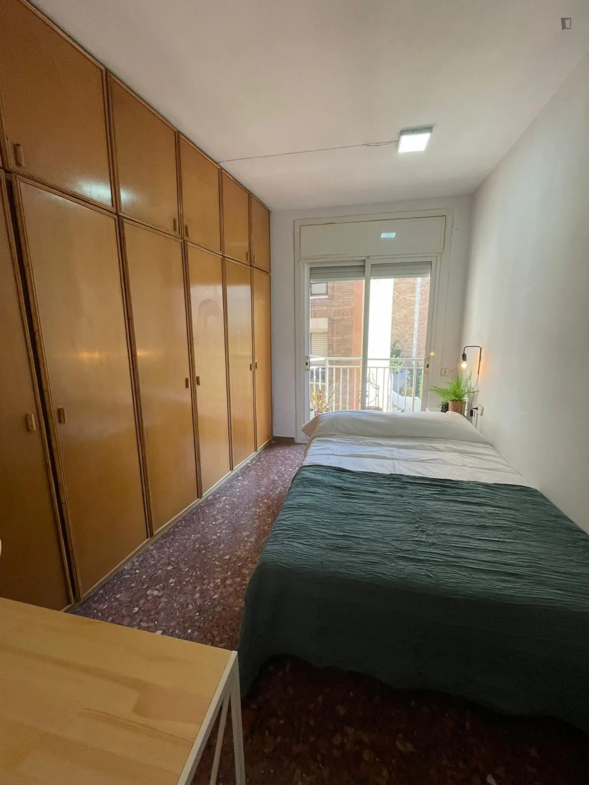 6 Bedroom Apartment ROOM