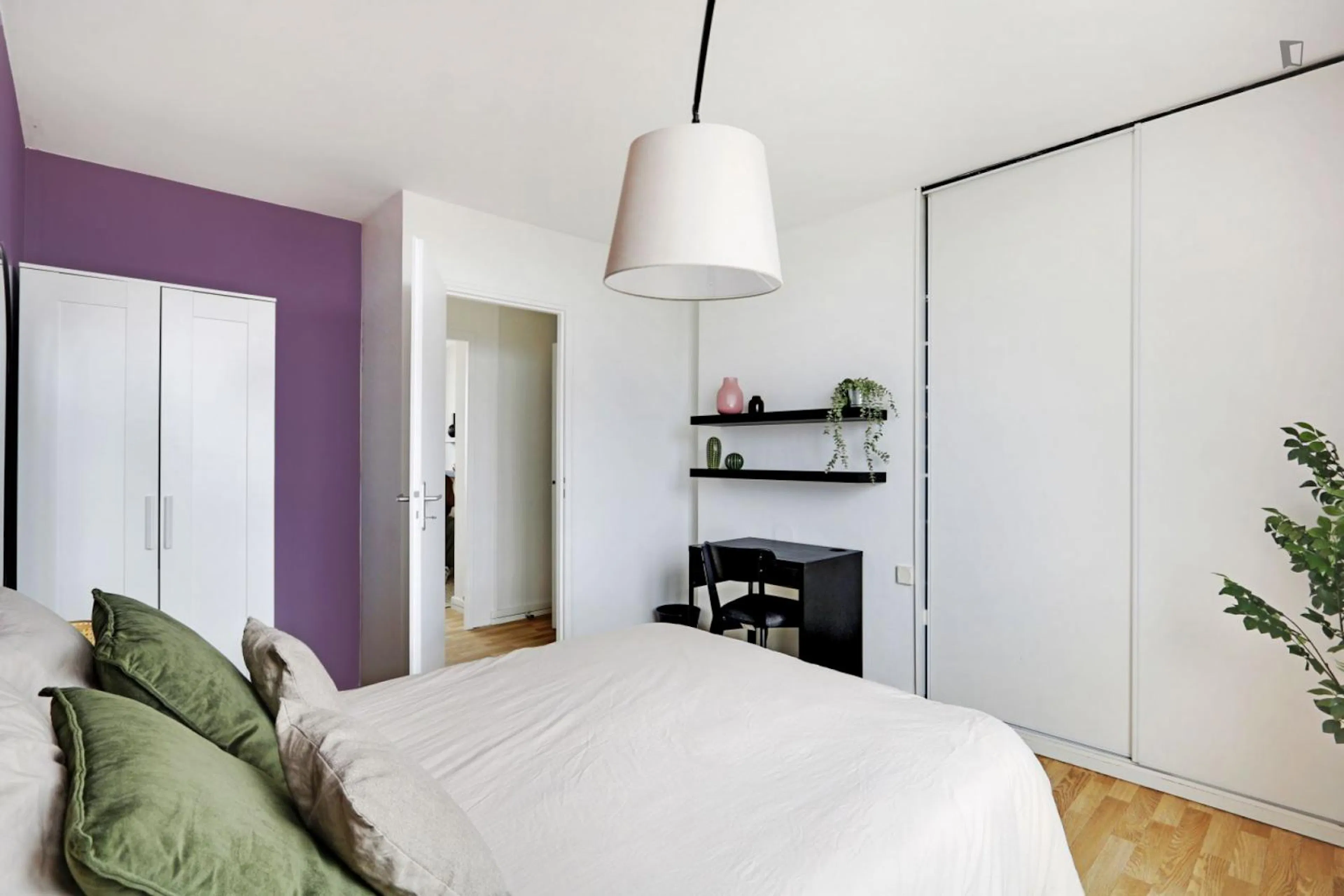 Double bedroom ROOM 1